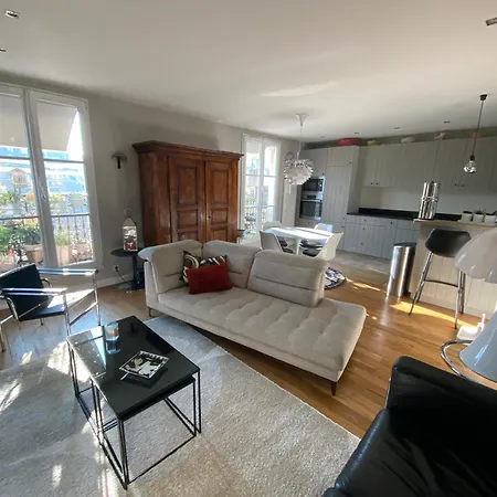 Montparnasse 15 *